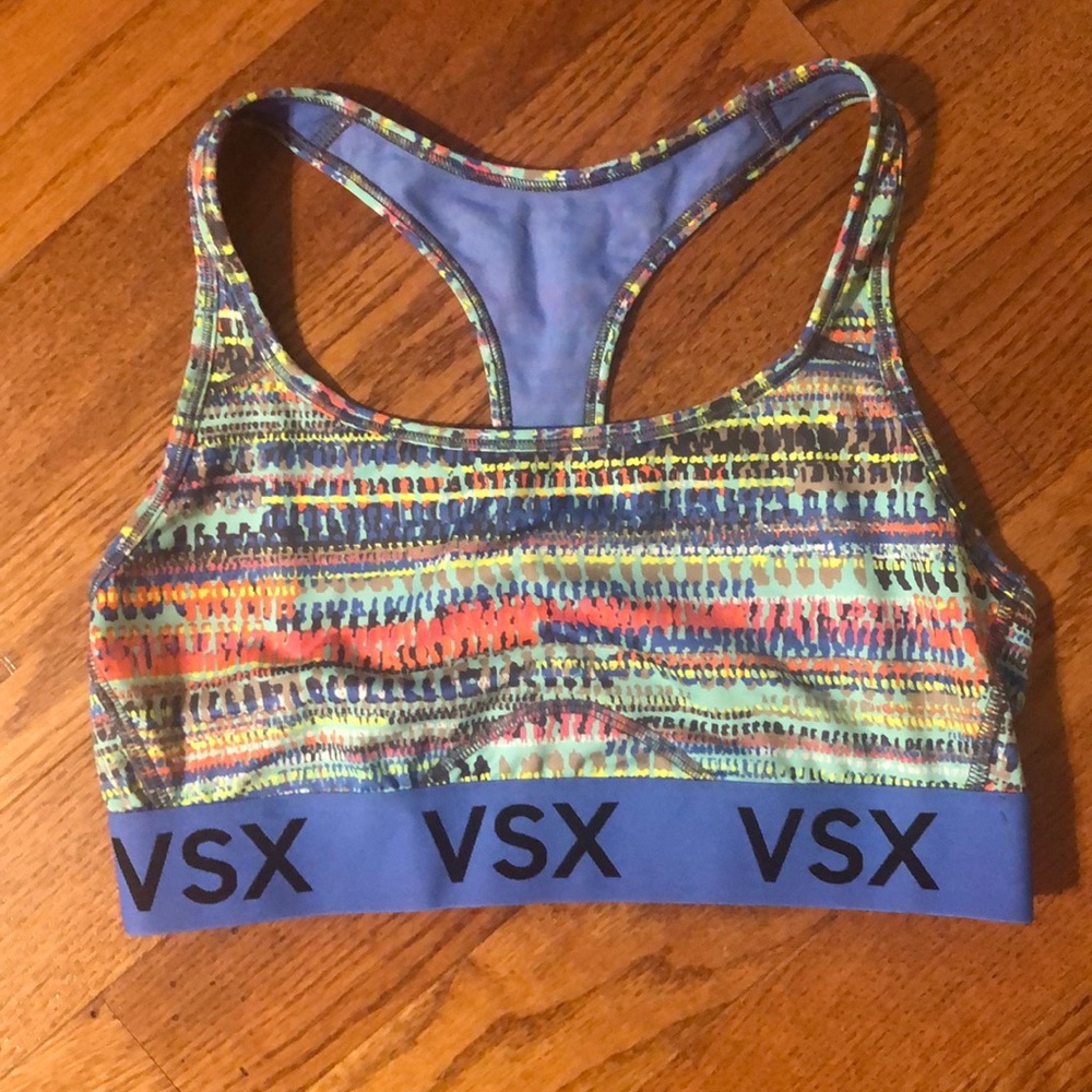 Barely worn VSX bra the tags off think large